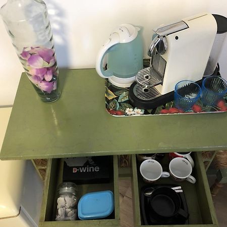 Habitacion Deluxe Con Bano Privado En Atalaya Apartagolf, Estepona Ngoại thất bức ảnh