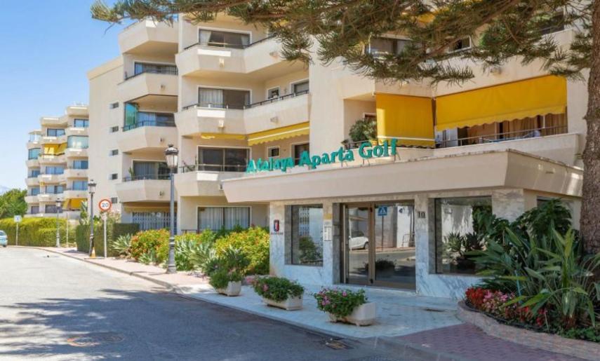 Habitacion Deluxe Con Bano Privado En Atalaya Apartagolf, Estepona Ngoại thất bức ảnh